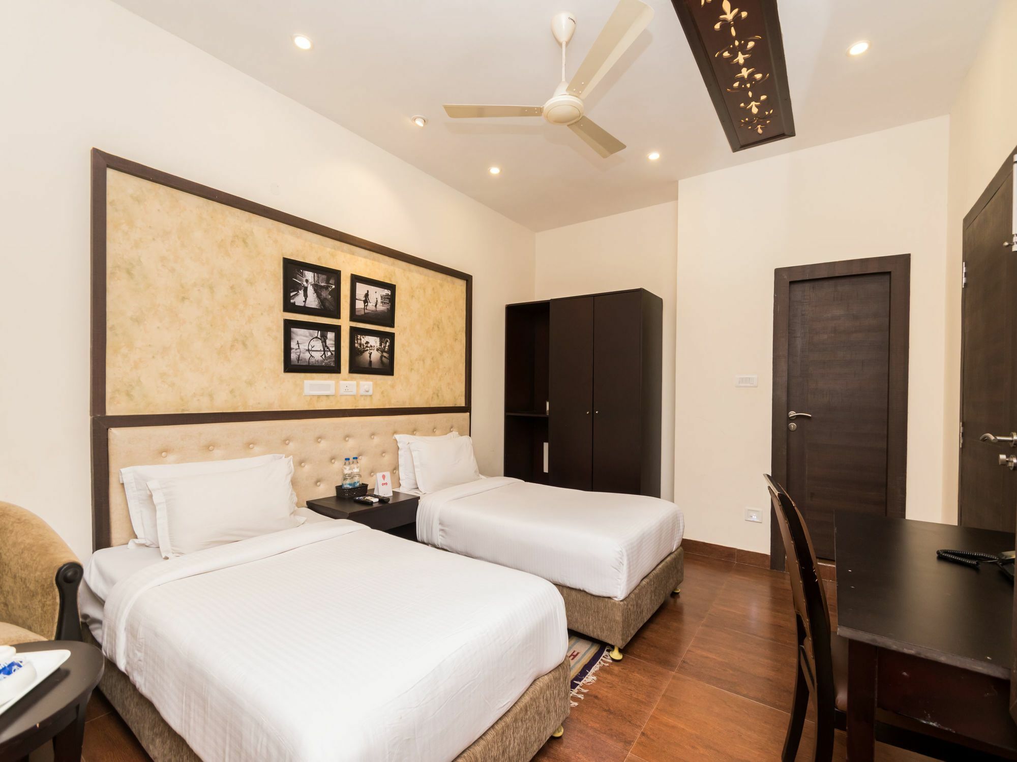 Fabhotel Golpark Kolkata Ngoại thất bức ảnh